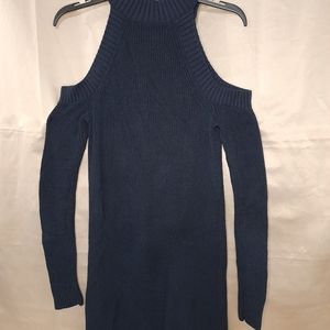 Abercrombie & Fitch/ Small/ Marine Blue